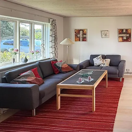 3 Bedroom Pet Friendly In Dom wakacyjny Bandholm