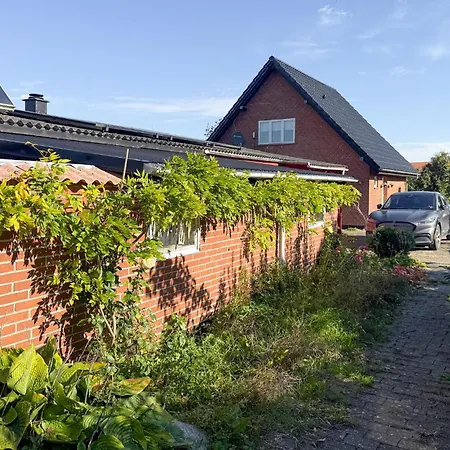 Dom wakacyjny 3 Bedroom Pet Friendly In