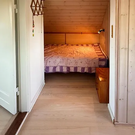 3 Bedroom Pet Friendly In *